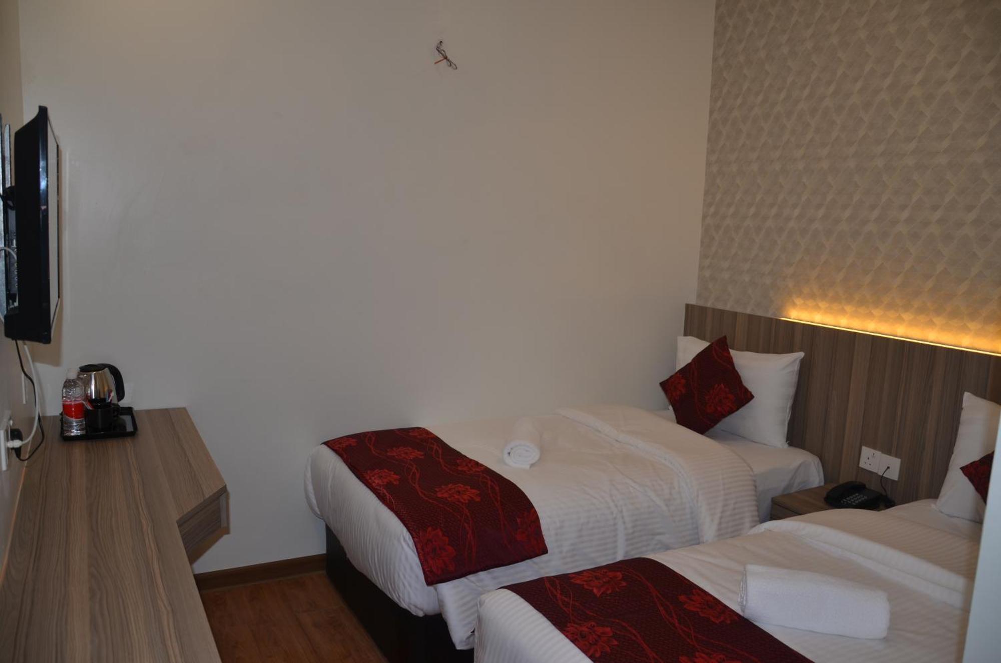 Standard Twin Room No Window