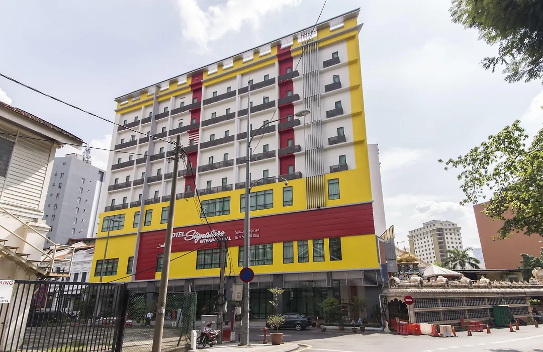 Signature International Hotel China Town-1